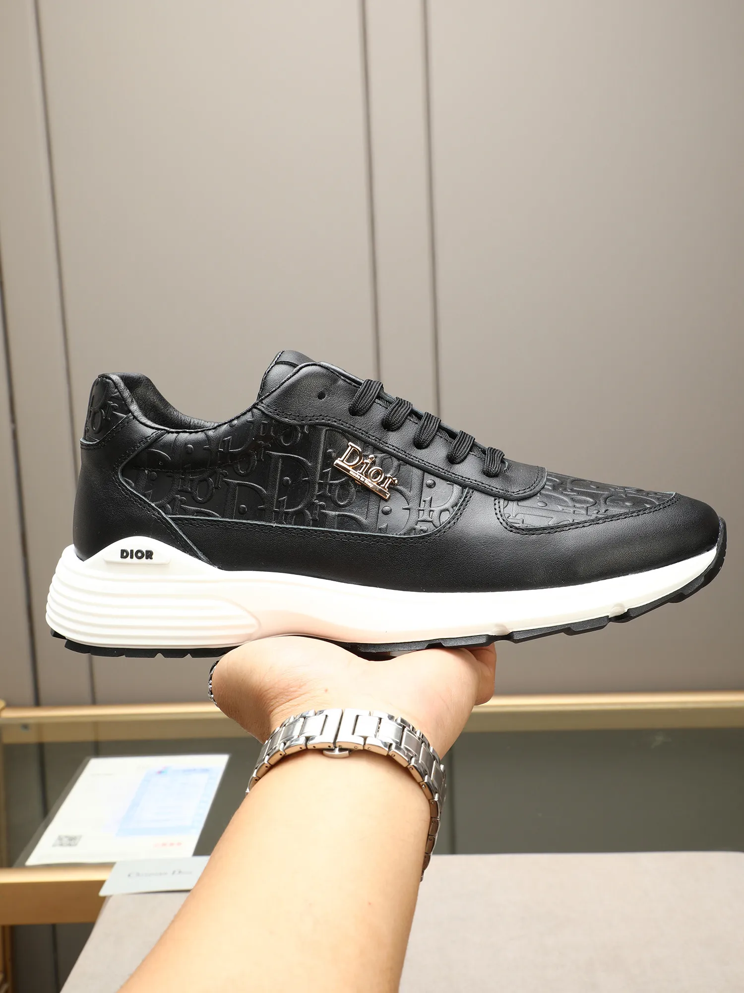 🆕🆕🆕Men's Shoes💰P460 Dior's avant-garde and versatile fashionable men's shoes are privately modeled, calfskin embossed, fashionable, simple, stylish, more eye-catching and more classy. It will subvert the old idea and be a must-have for fashionistas who want to spend time with you! Must keep it for yourself! High-end comfort and low-end, high-end quality workmanship. Code number: 38-44 (45 customized) 3 colors for your choice [kiss][kiss][kiss]